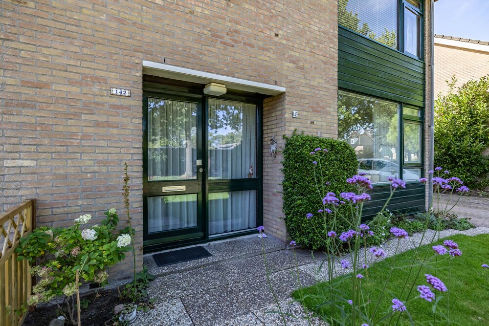 Wethouder Iwe Hutstraat 142, 9351 RL Leek - € 325.000 k.k. - Boekholt & partners makelaars Groningen