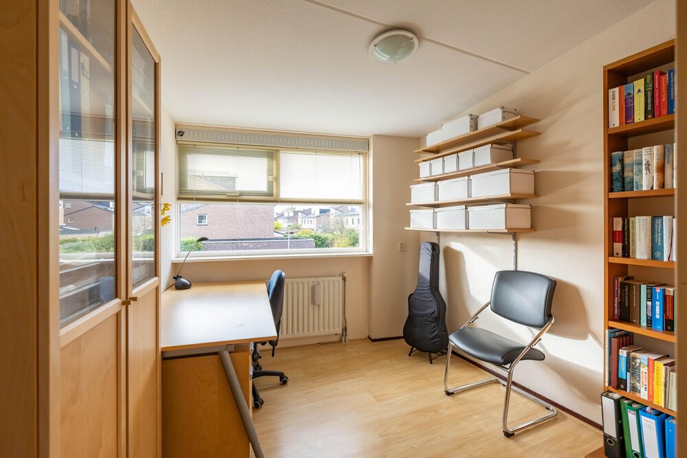 Humsterlandlaan 24, 9727 DR Groningen - € 400.000 k.k. - Boekholt & partners makelaars Groningen