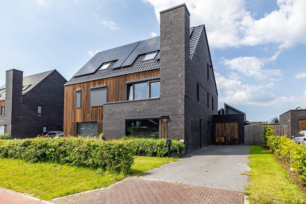 De Koraaljuffer 18