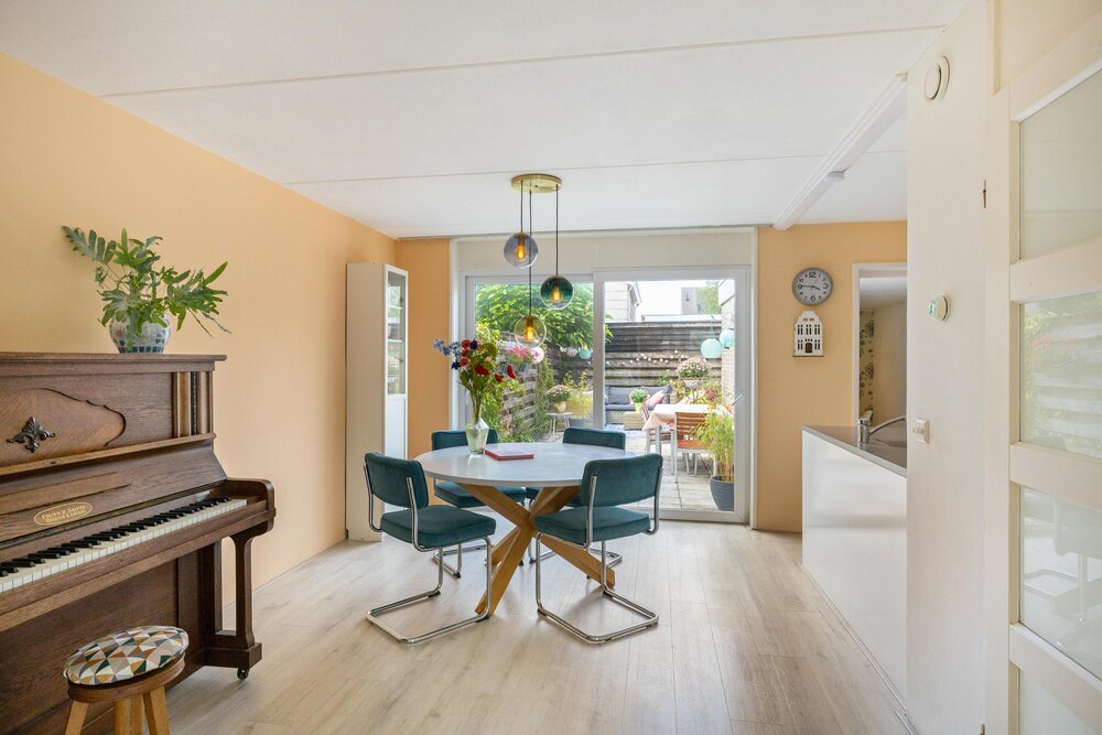 Aak 13, 9801 MD Zuidhorn - € 375.000 k.k. - Boekholt & partners makelaars Groningen
