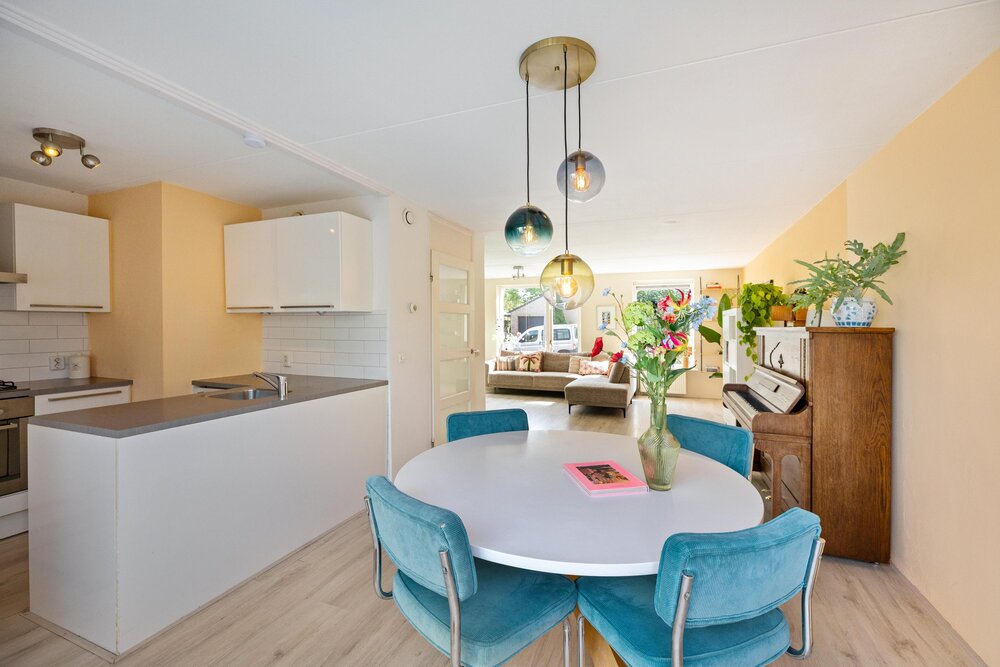 Aak 13, 9801 MD Zuidhorn - € 375.000 k.k. - Boekholt & partners makelaars Groningen