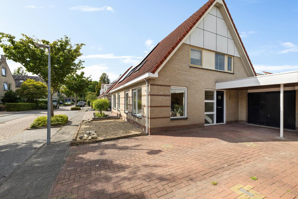 Aak 13, 9801 MD Zuidhorn - € 375.000 k.k. - Boekholt & partners makelaars Groningen