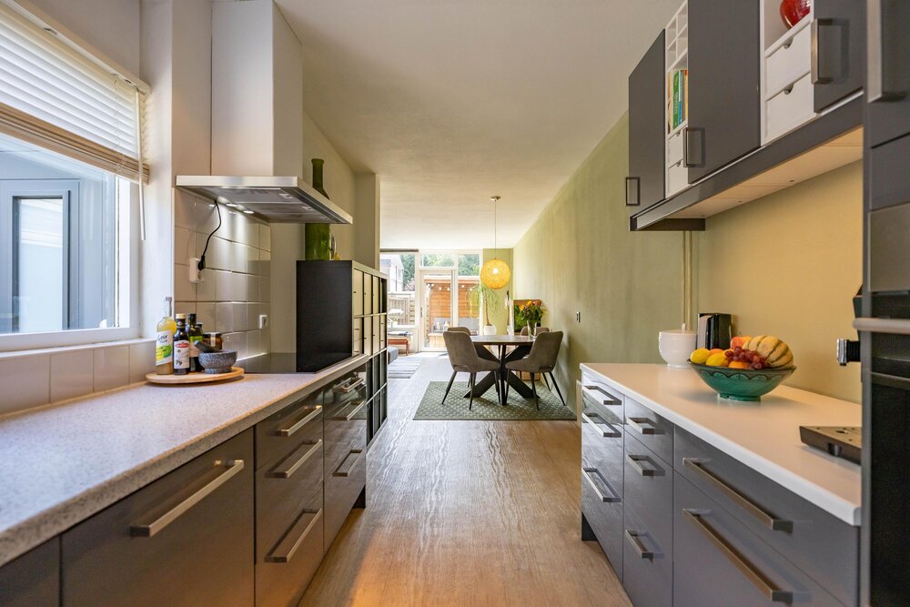 Ten Oeverlaan 28, 9744 GD Groningen - € 375.000 k.k. - Boekholt & partners makelaars Groningen