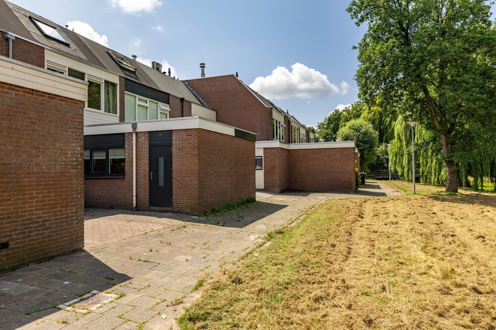 Ten Oeverlaan 28, 9744 GD Groningen - € 375.000 k.k. - Boekholt & partners makelaars Groningen