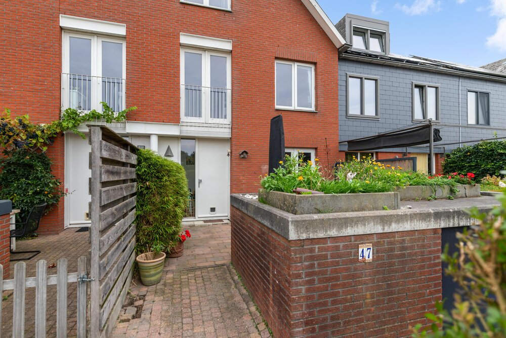 De Waard 47, 9734 CV Groningen - € 450.000 k.k. - Boekholt & partners makelaars Groningen