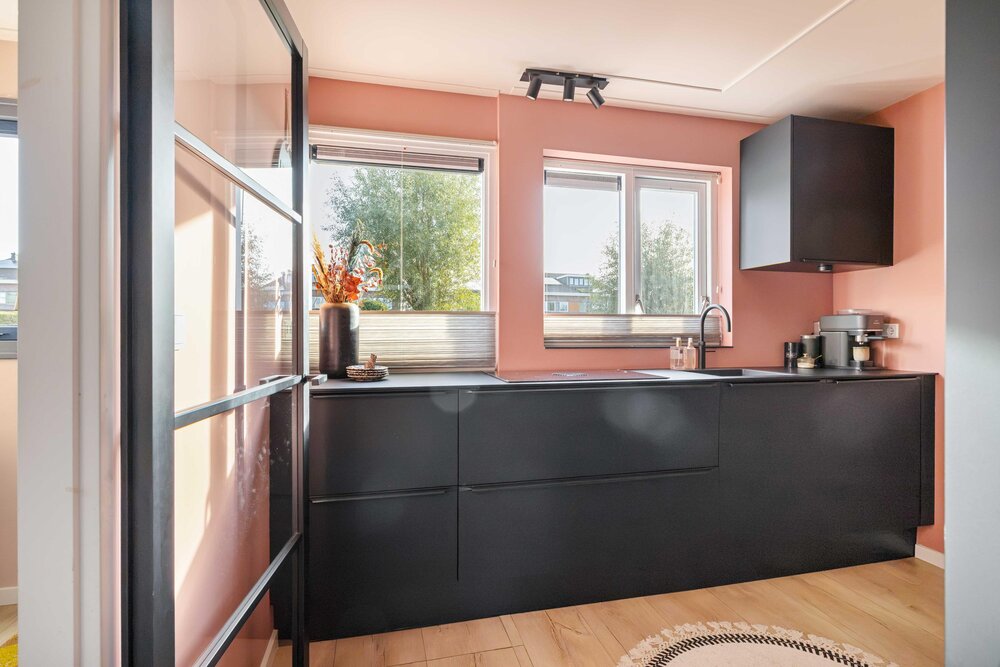 Damsterwaard 9, 9734 CK Groningen - € 400.000 k.k. - Boekholt & partners makelaars Groningen